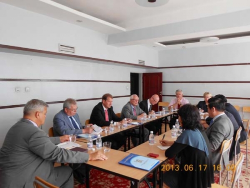 Chief commissioner meets with members of Bundestag