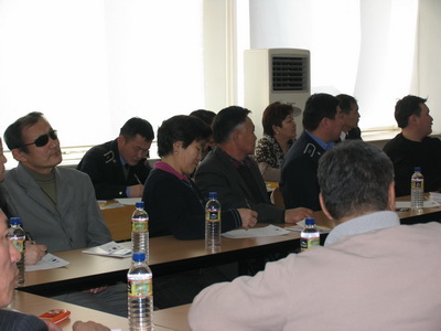 Хөгжлийн бэрхшээлтэй хүмүүс болон Чингэлтэй дүүргийн хэв журмын цагдаа нартай хийсэн уулзалт 2010-01-27