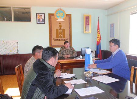 Баруун аймгуудын Хилийн цэргийн болон Зэвсэгт хүчний ангиудад ажиллалаа